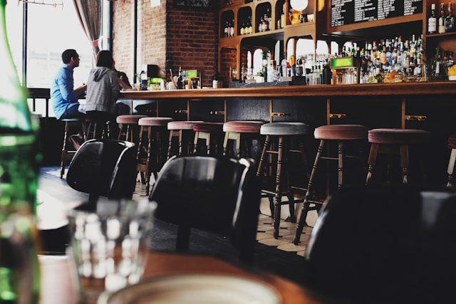Équipe de bar à vin